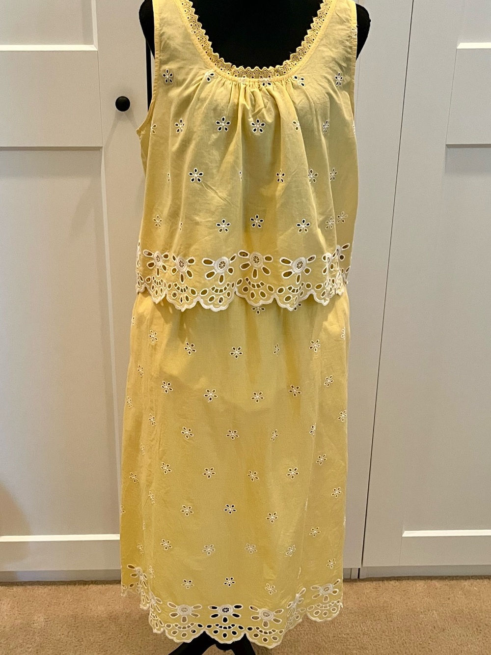 Old Navy Yellow Maxi & Sleeveless Cotton Top w/ Eyelet Trim & Scalloped Hem NWT